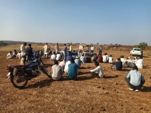 बैठक में मौजूद लोग