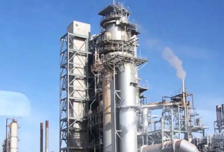 पाइपलाइन और यूनिट्स की तस्वीरें
