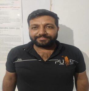 आरोपी की गिरफ्तारी की  फोटो